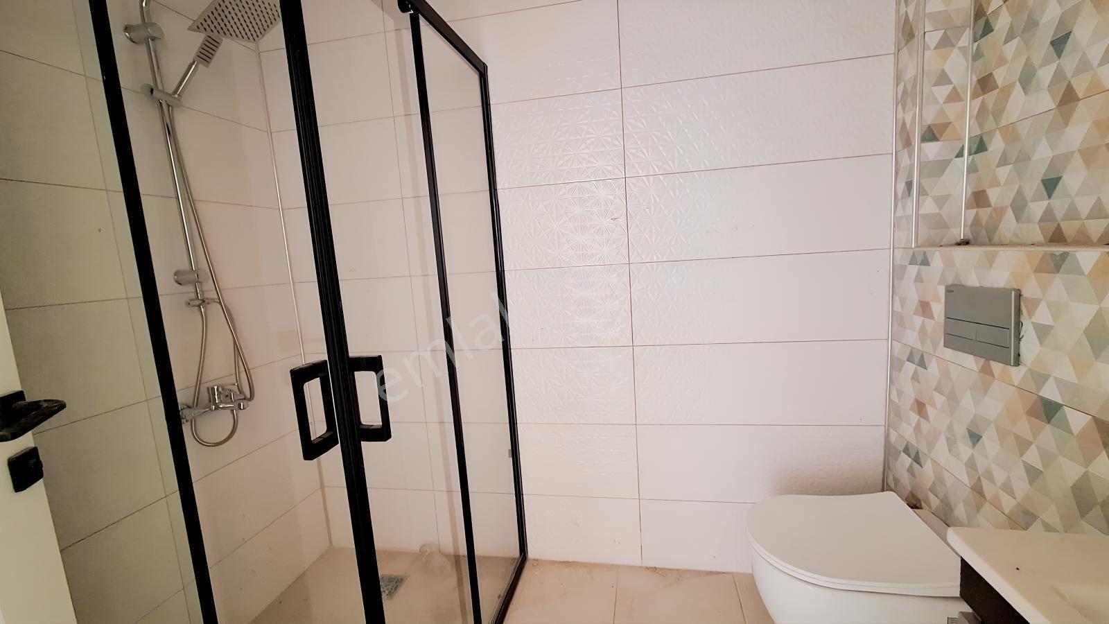 Ellamira'dan Arpaçbahşiş Astra Tower 1'de Denize 300 M. 2+1'ler — fotoğraf 14