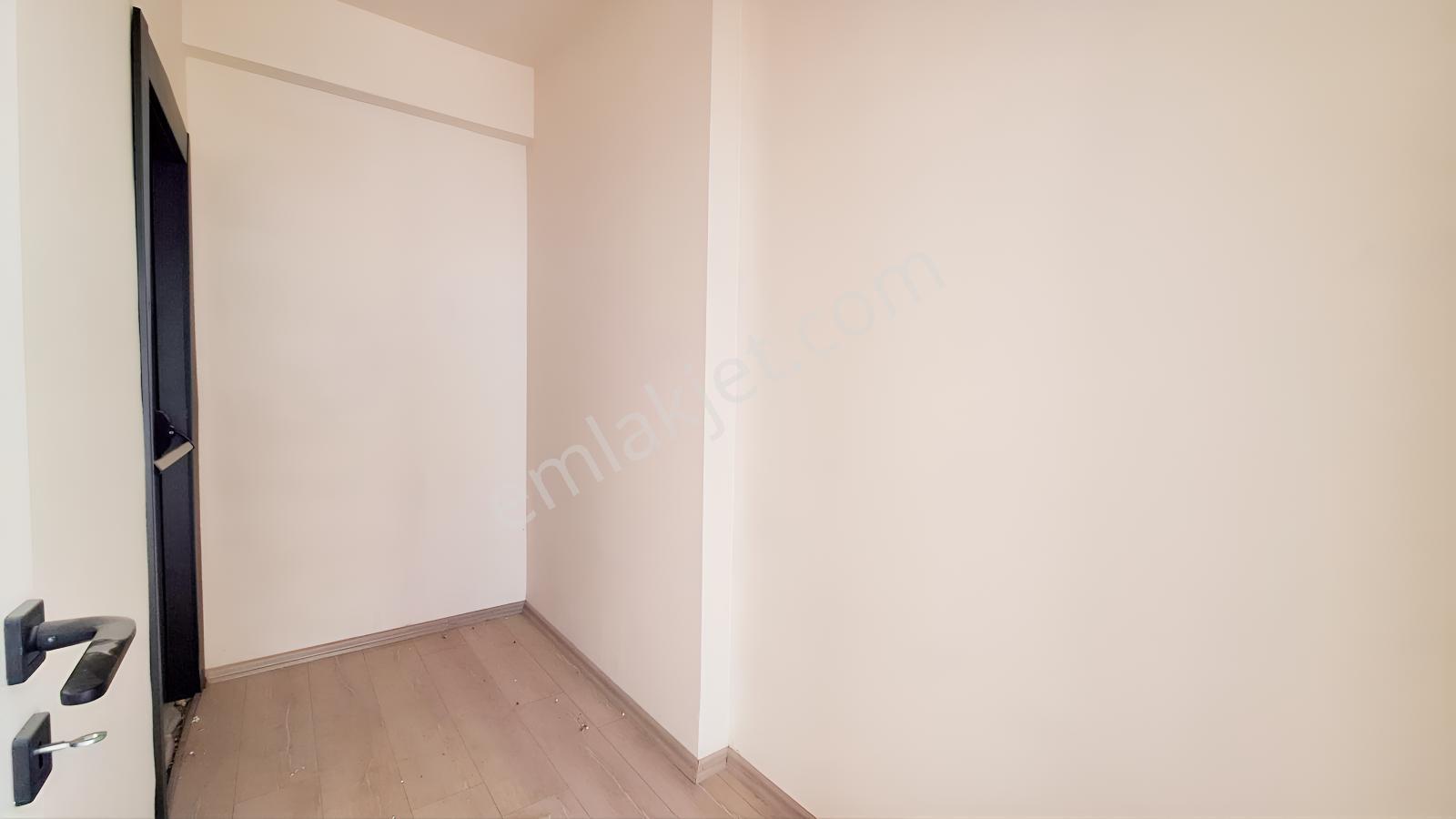 Ellamira'dan Arpaçbahşiş Astra Tower 1'de Denize 300 M. 2+1'ler — fotoğraf 17