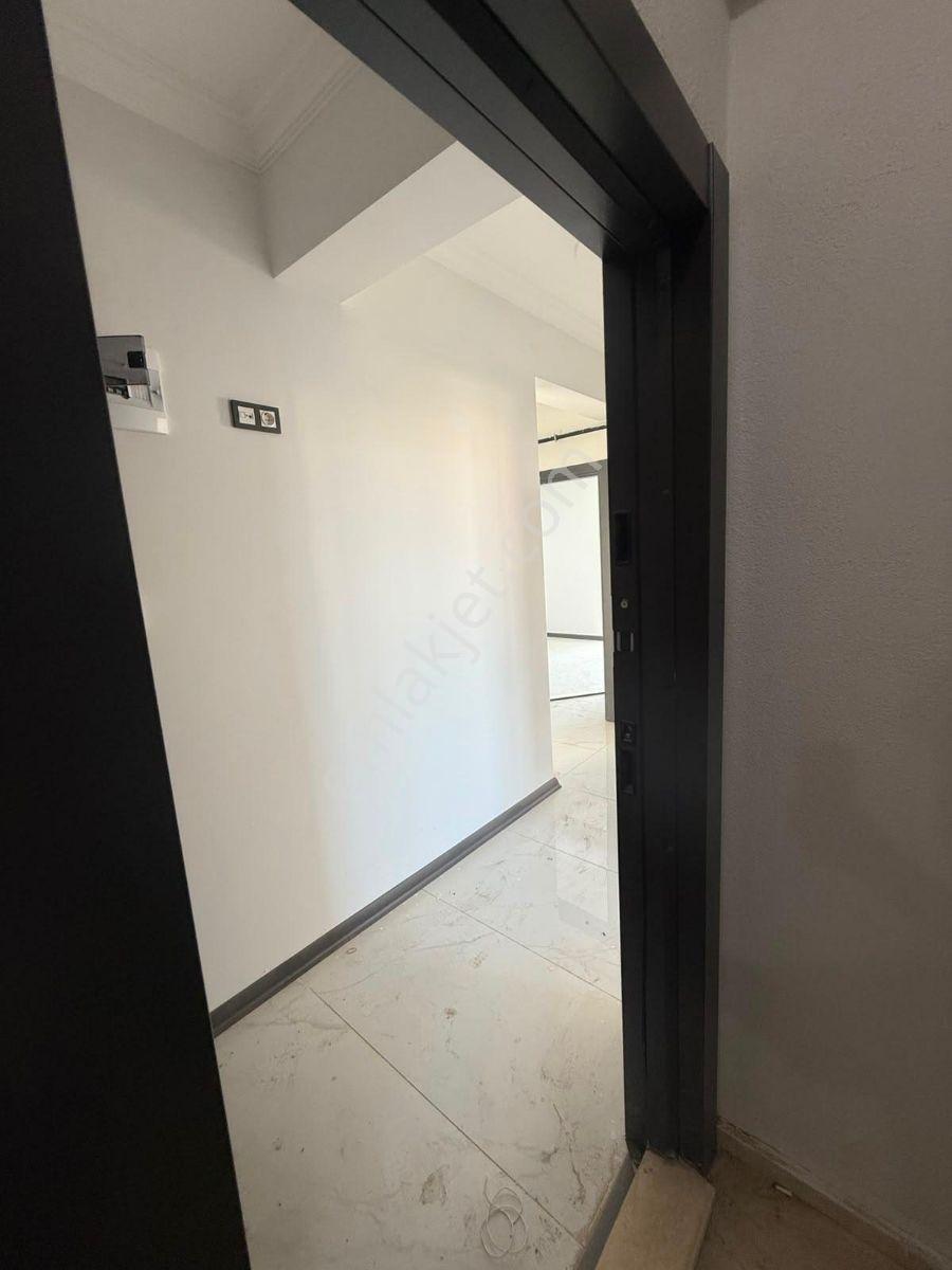 Çerkezköy Kızılpınarda Cadde Üstü 2+1 Daire Acil Satılık — fotoğraf 4