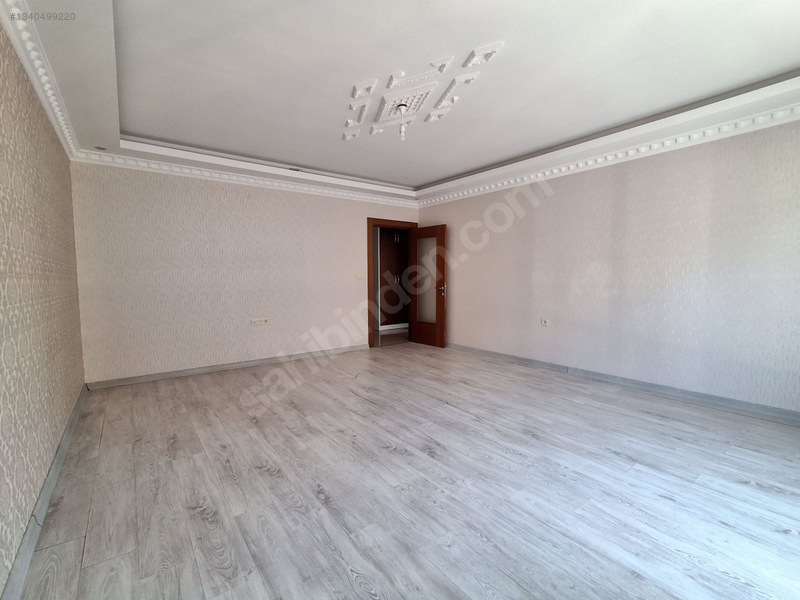 Cumhuriyet Mahallesinde Çarşı Merkezde 3+1kiralık Daire — fotoğraf 6