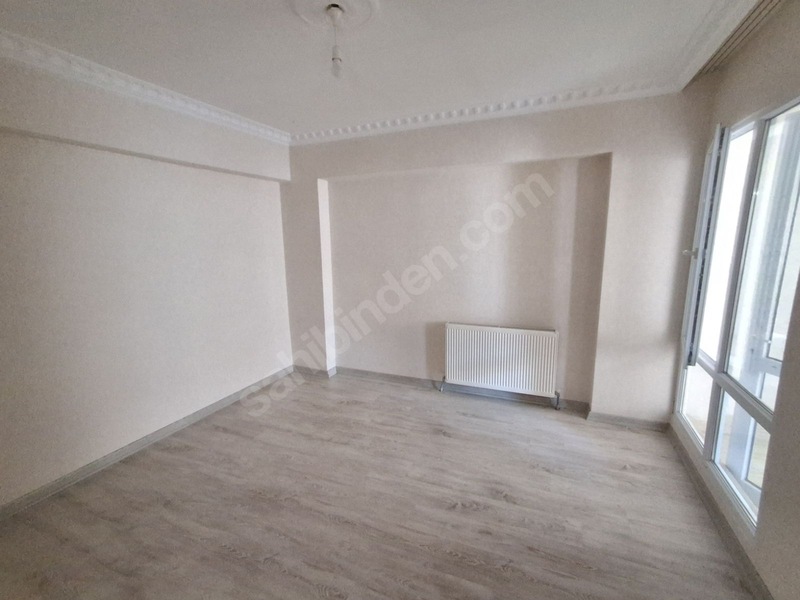 Cumhuriyet Mahallesinde Çarşı Merkezde 3+1kiralık Daire — fotoğraf 11