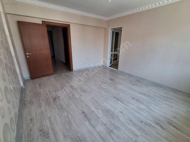 Cumhuriyet Mahallesinde Çarşı Merkezde 3+1kiralık Daire — fotoğraf 15