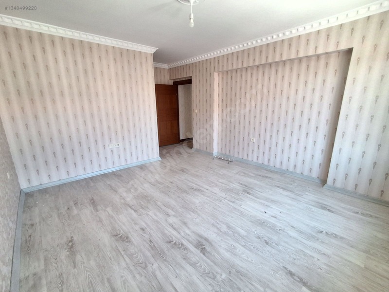 Cumhuriyet Mahallesinde Çarşı Merkezde 3+1kiralık Daire — fotoğraf 18