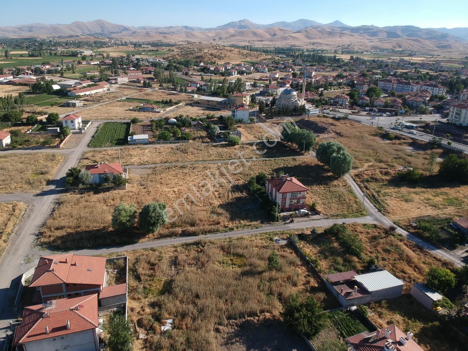İlbey // Şuhut Hacımusa Mah Çukurçayır Mev. Satılık 492 M² Arsa — fotoğraf 3