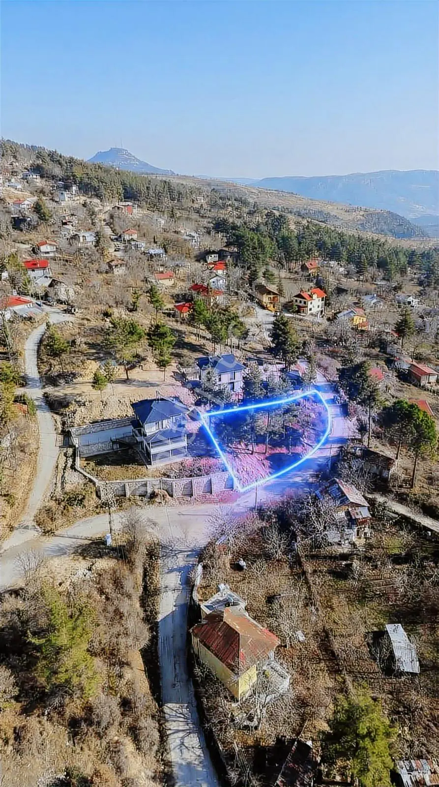 Ra Gayrmenkul Çamlıyayla Çayırekinliği 655M2 Harika Konum Arsa