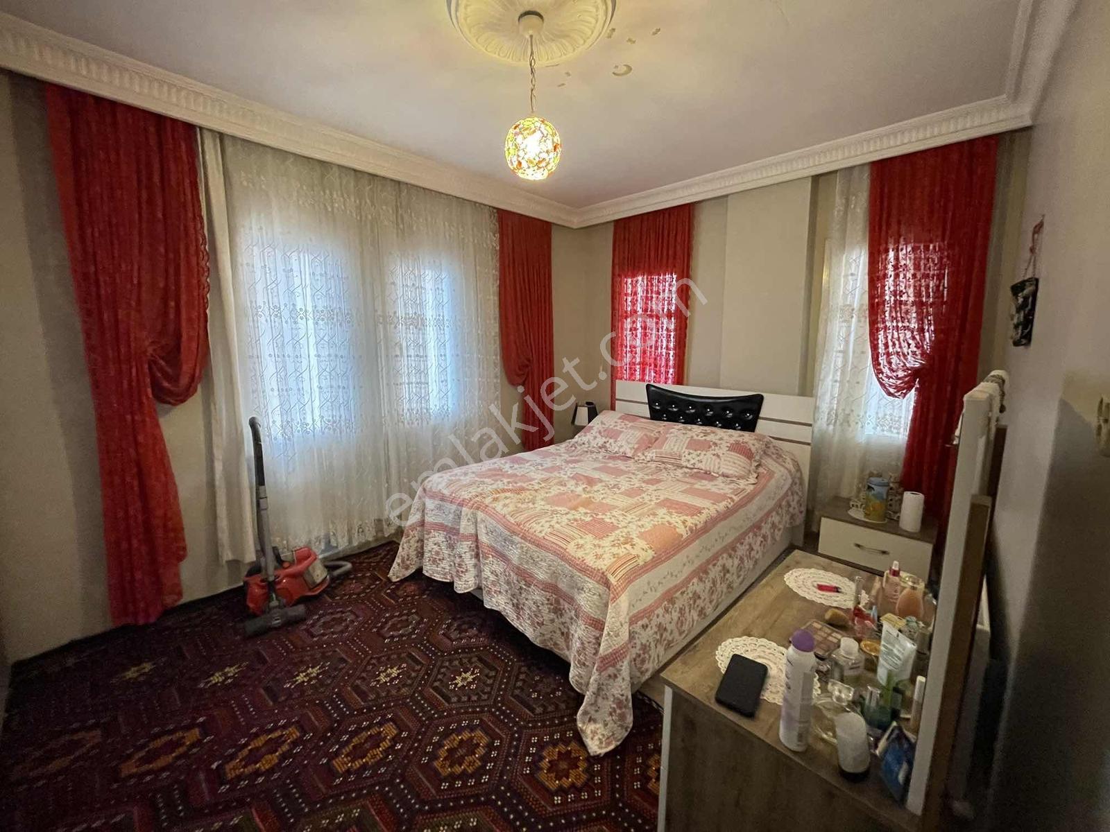 Ra Gayrmenkul Anıt Mh Merkezi Konum 4+1 — fotoğraf 9