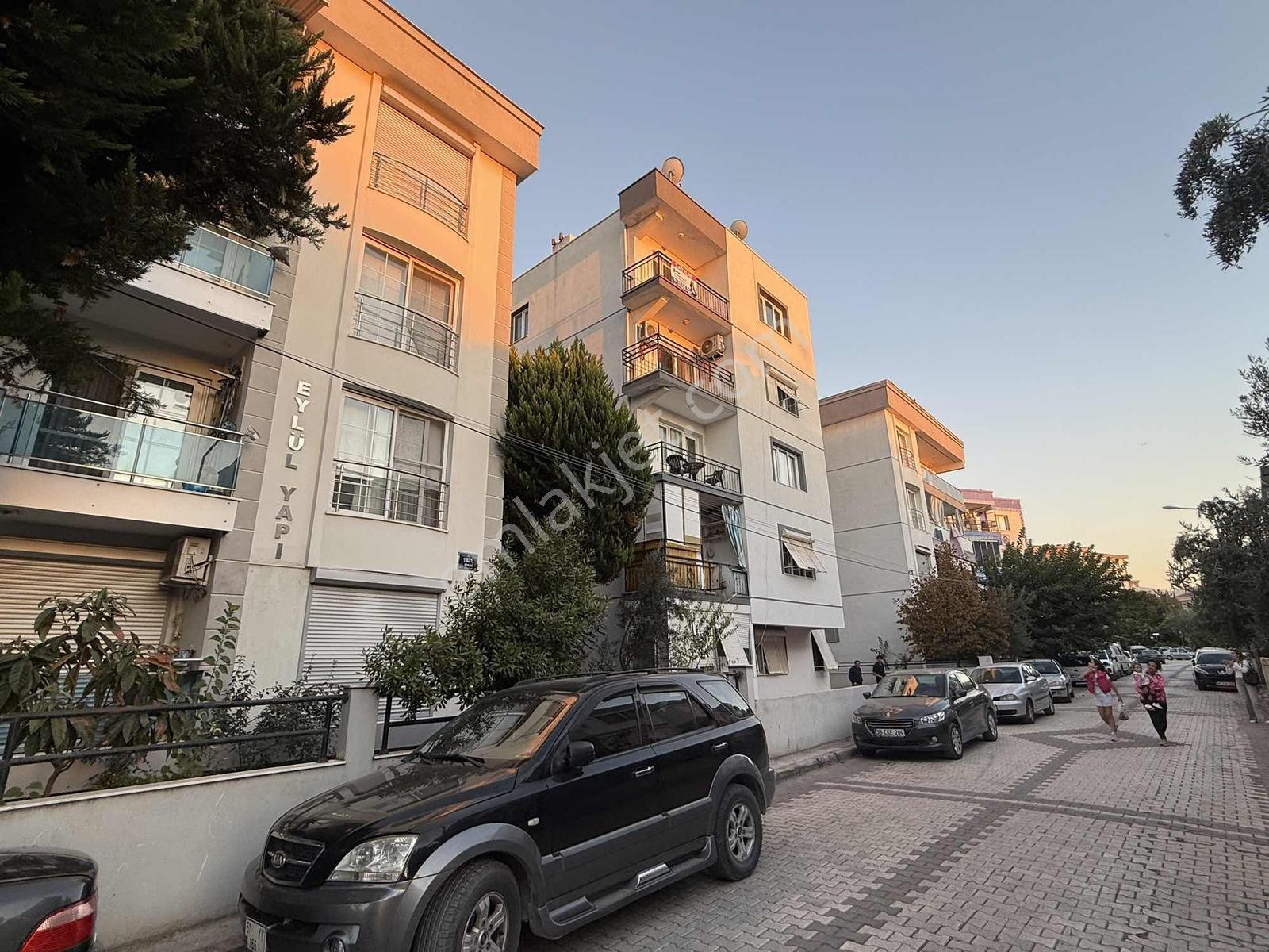 Menemen Kasımpaşa Mah Satılık 3+1 Daire — fotoğraf 3