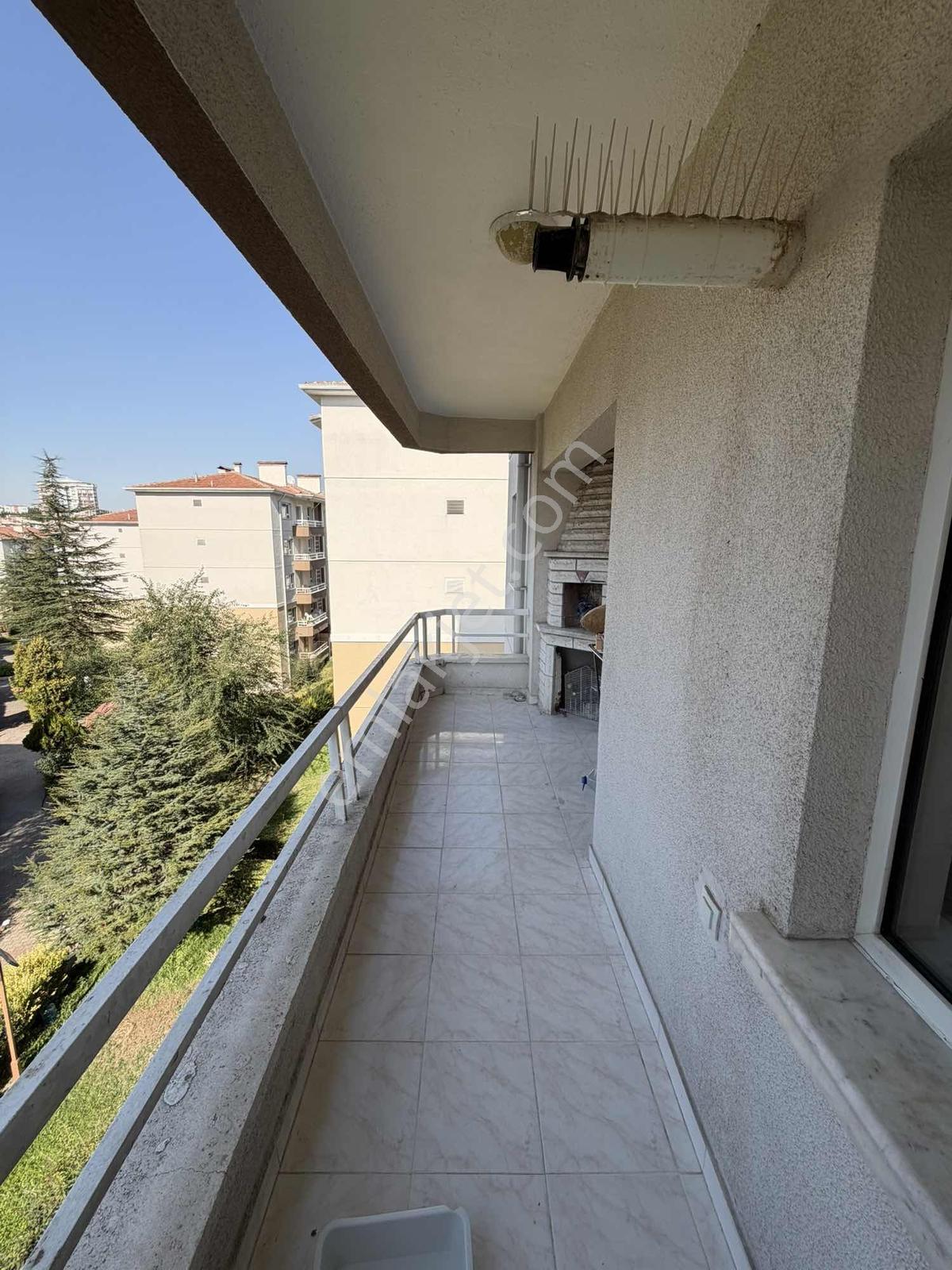 Polat Live'dan Başkent Eryaman Sitesi 3+1 Ara Kat Satılık Daire — fotoğraf 5