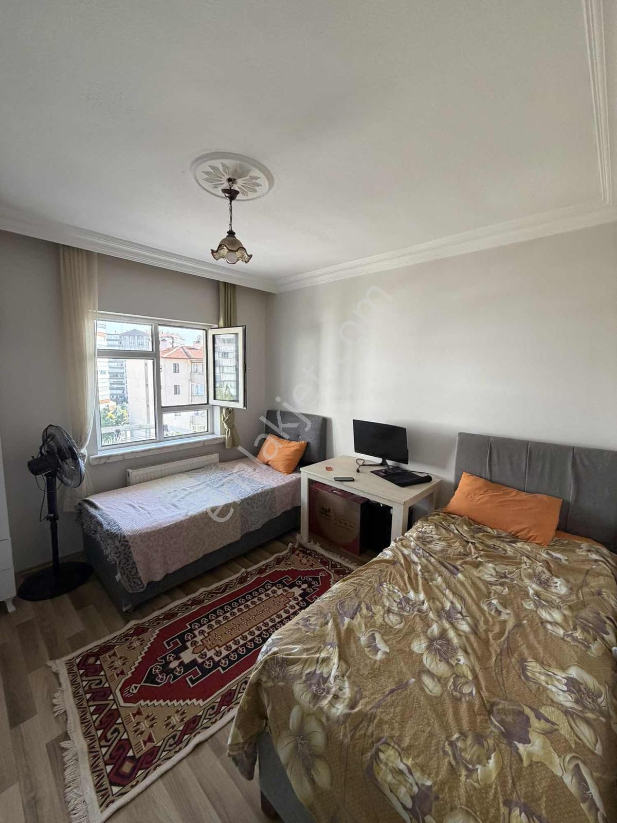 Polat Live'dan Başkent Eryaman Sitesi 3+1 Ara Kat Satılık Daire — fotoğraf 15
