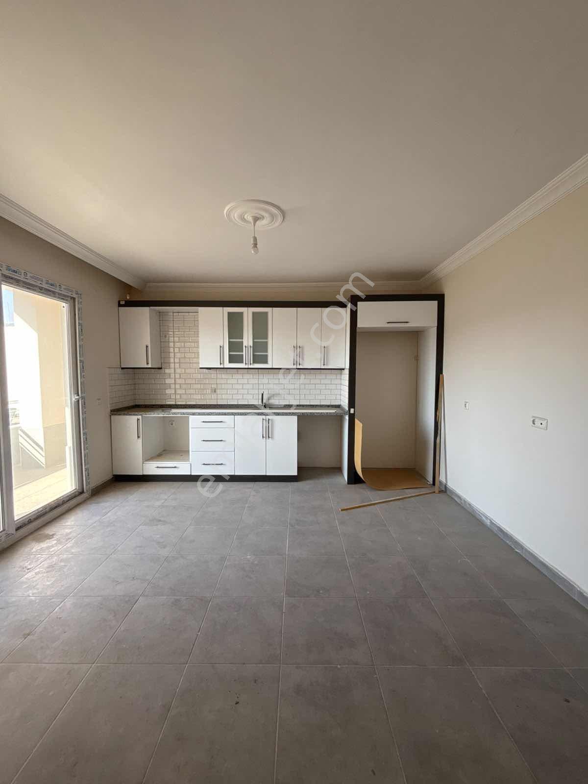 Merkezi Konumda 170 M2 Sıfır 4+1 Daire Kaçırılmayacak Fırsat — fotoğraf 3