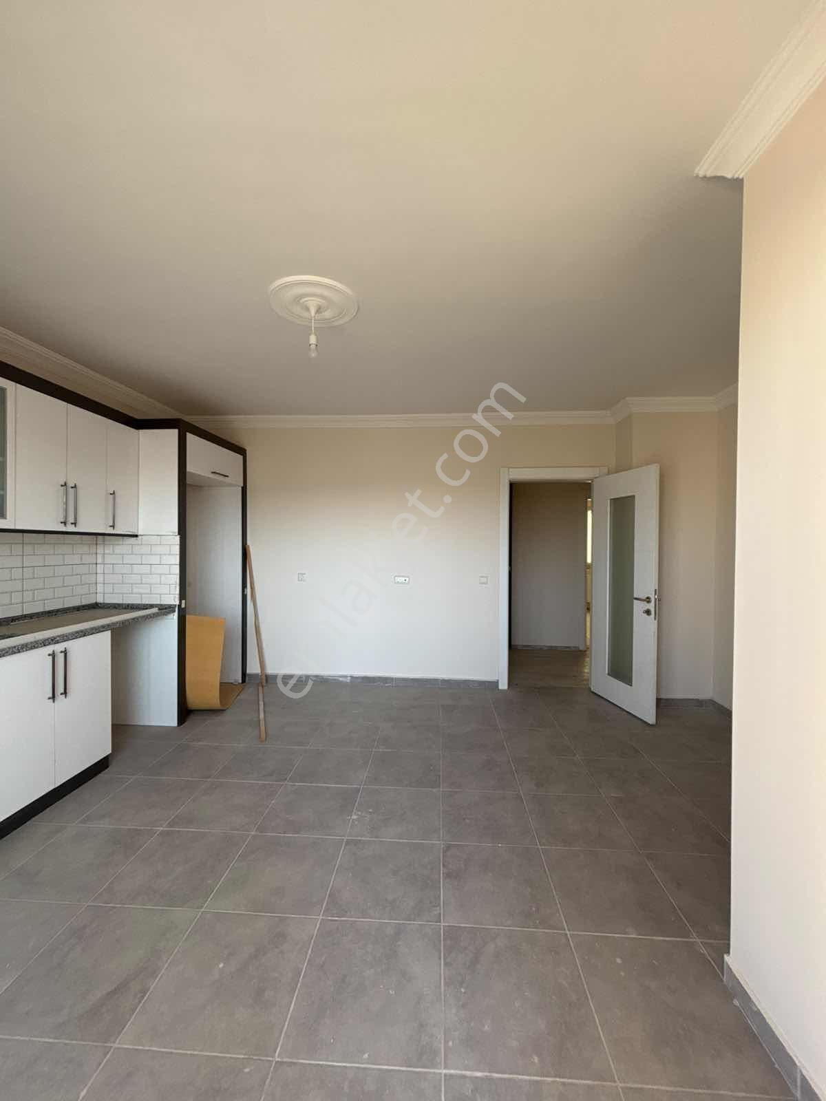 Merkezi Konumda 170 M2 Sıfır 4+1 Daire Kaçırılmayacak Fırsat — fotoğraf 4