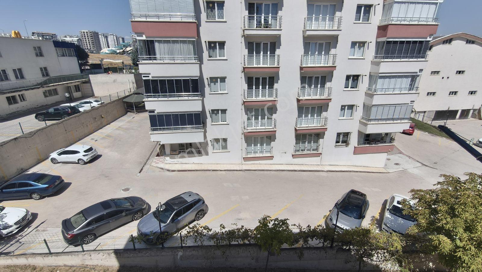 Batıkent'te B Enerji Sınıfı Satılık 3+1 Arakat Daire — fotoğraf 10