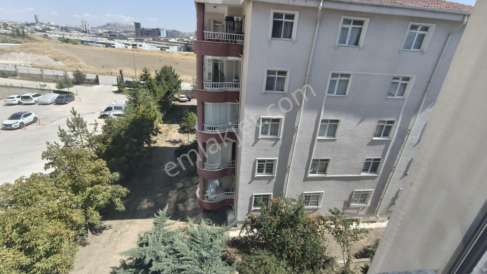Batıkent'te B Enerji Sınıfı Satılık 3+1 Arakat Daire — fotoğraf 13