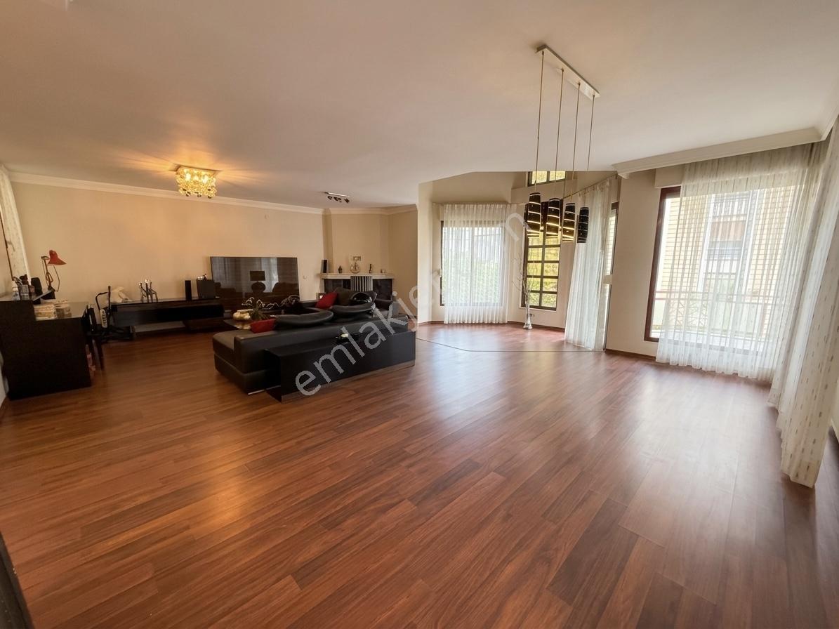 Turyap'tan Korutürkte Kapalı Havuzlu Lüks 3+2 Tripleks Villa — fotoğraf 14