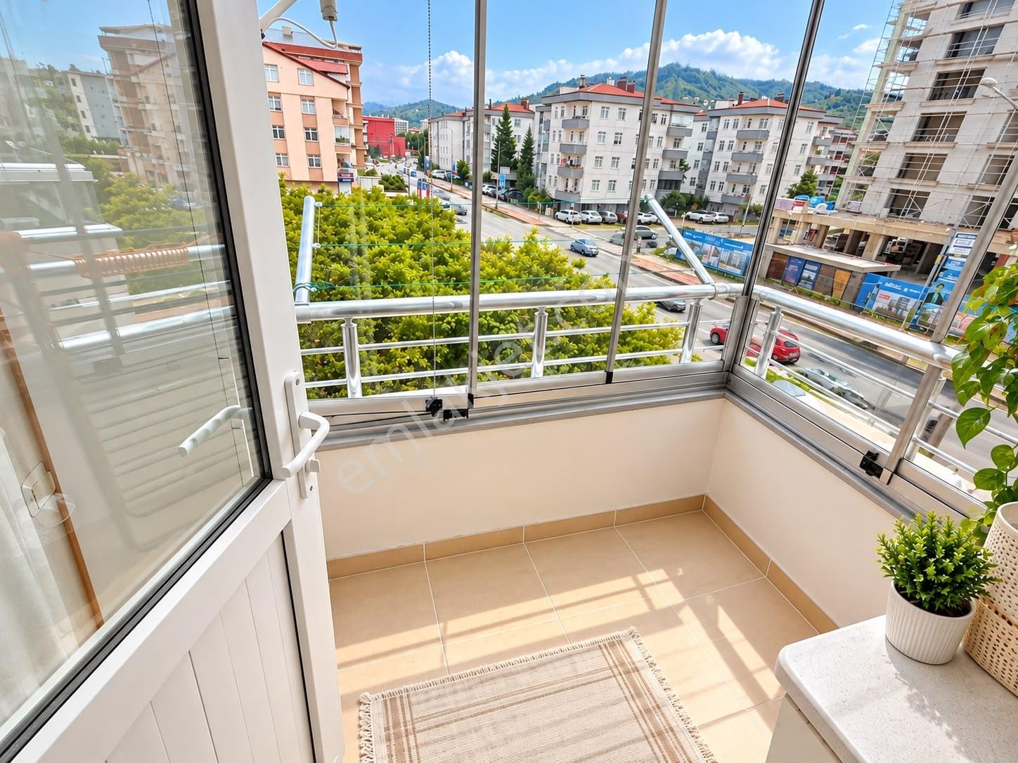 Cumhuriyet Mahallesi'nde Satılık 2+1 Daire — fotoğraf 19