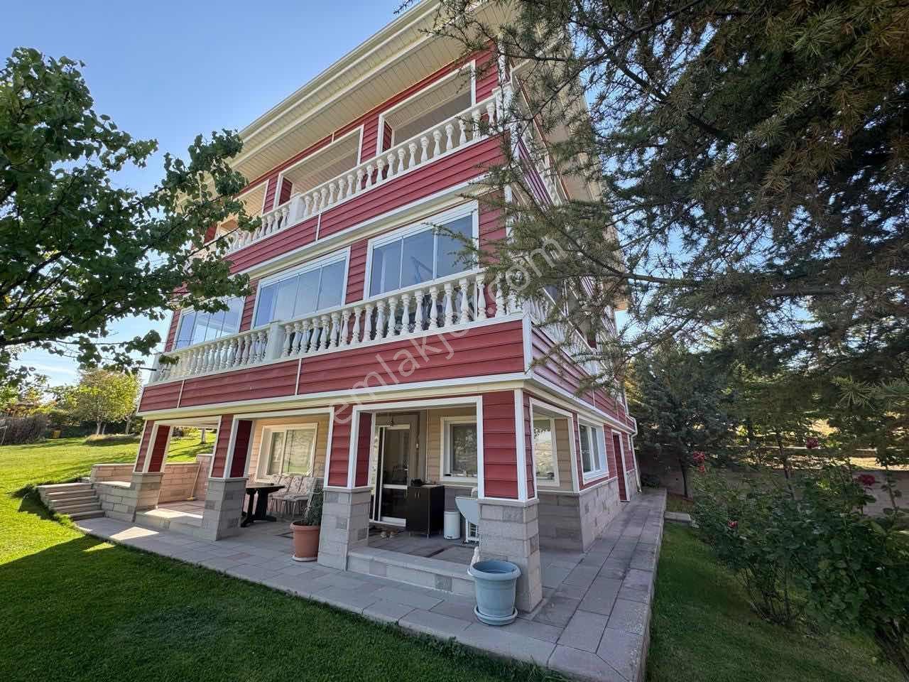 Ayaş Başbereket Satılık 5+2 Villa