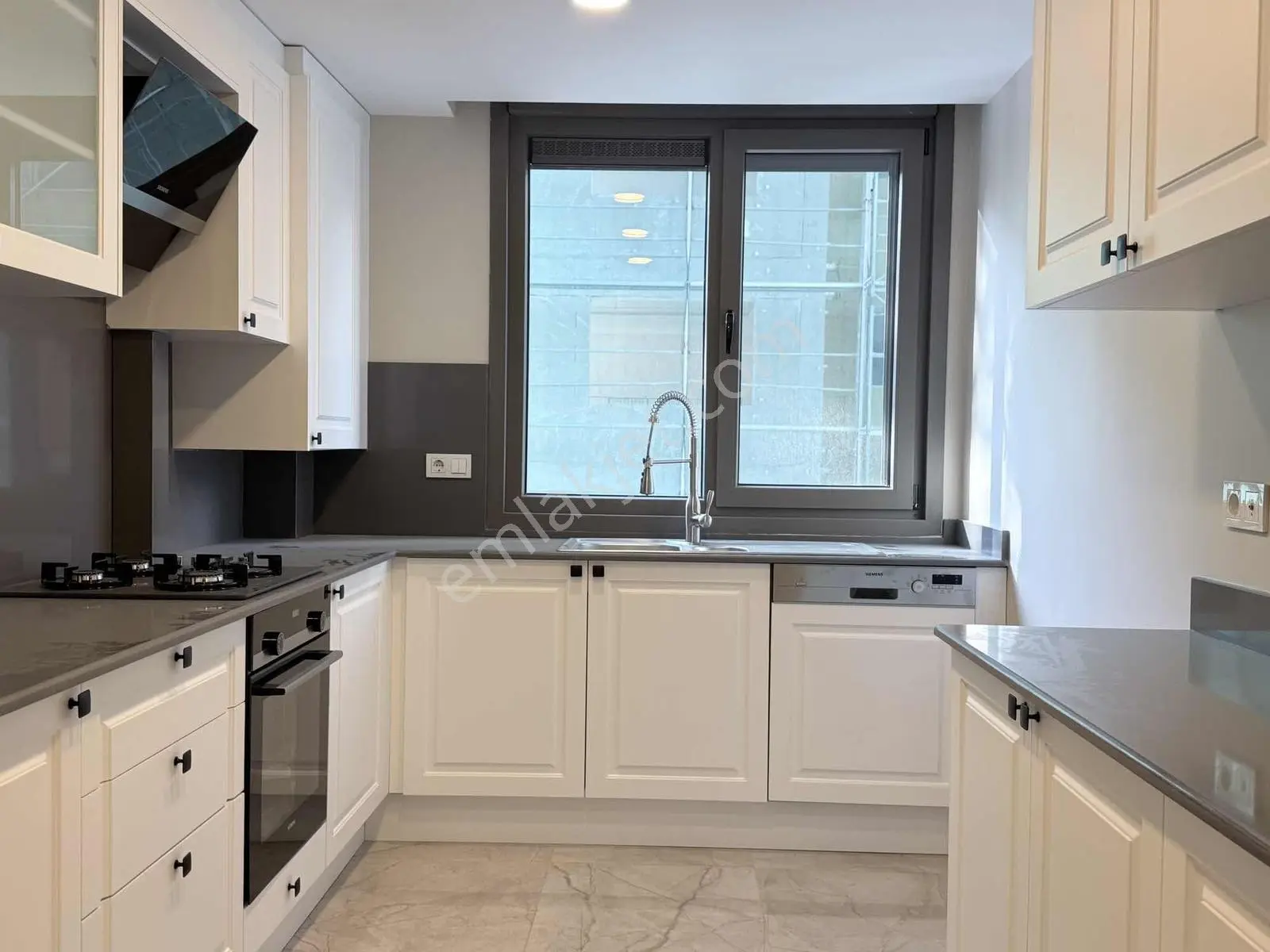 Erenköy Bağdat Cd. Yakını Satılık 3+1 Sıfır Daire 111m² Net — fotoğraf 3