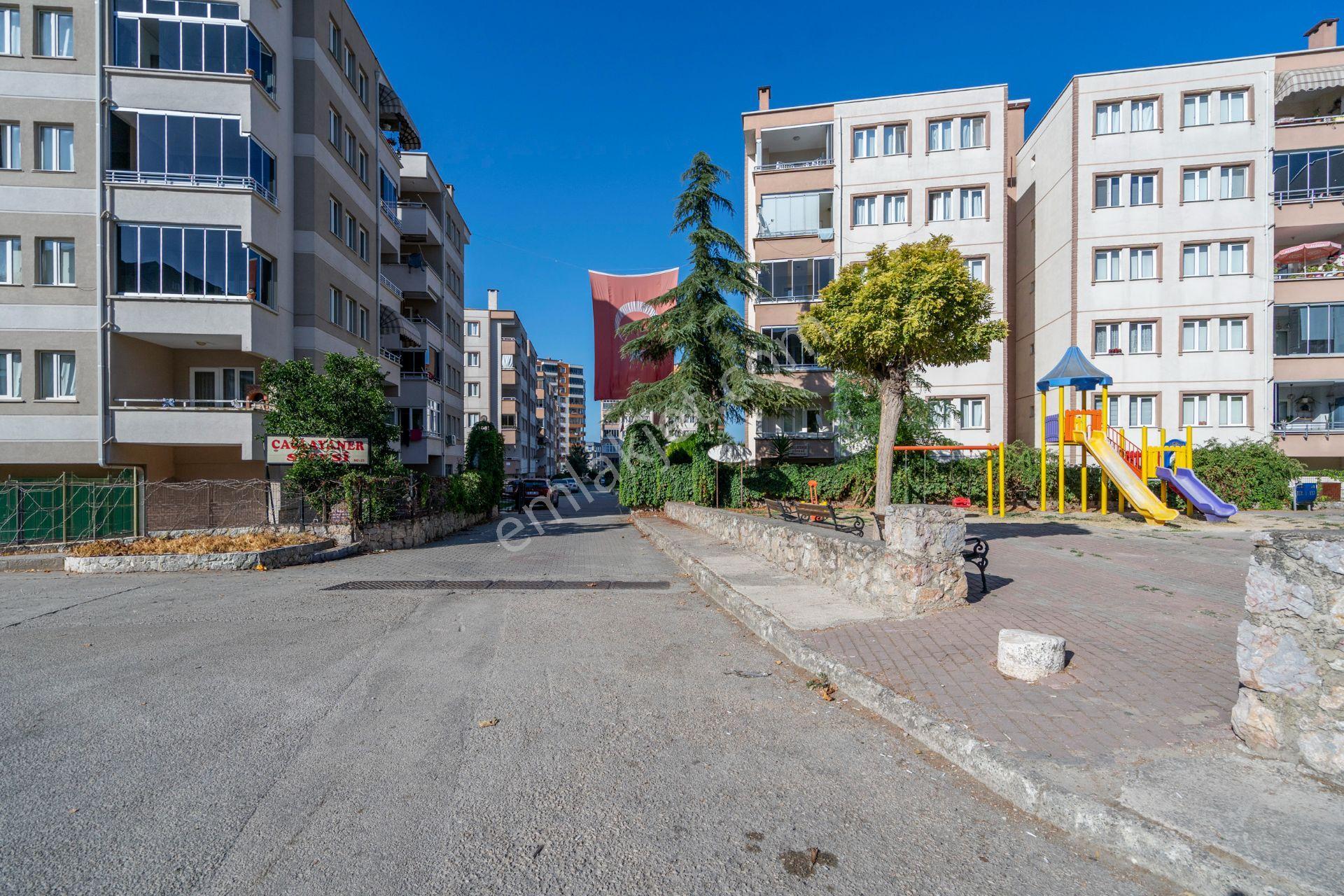 Cb Level/güzelyalı Siteler-satılık 3+1 Havuz Manzaralı Ara Kat — fotoğraf 35
