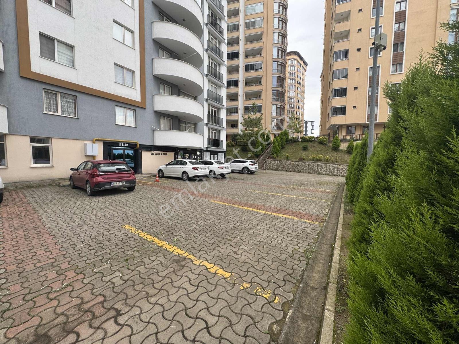 Araklı Hürriyet Mahallesi Sea Garden Sitesinde 165 M² 3+1 — fotoğraf 2