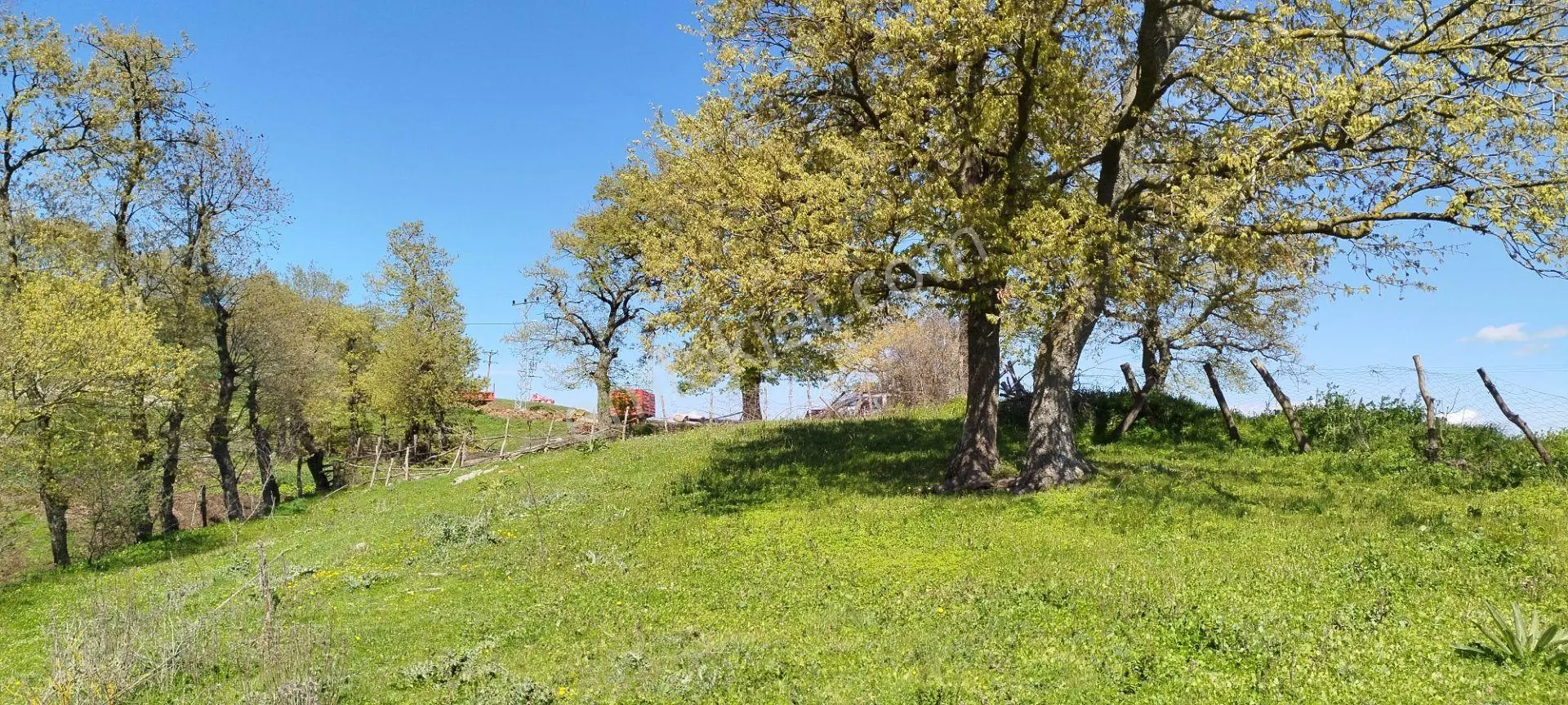 1.734 M2 Arsa Keşif Arazi . Balıkesir Gönen Kalburcu Köyü 110-3 Parselde. Köy Kenarında, Düz, Me — fotoğraf 2