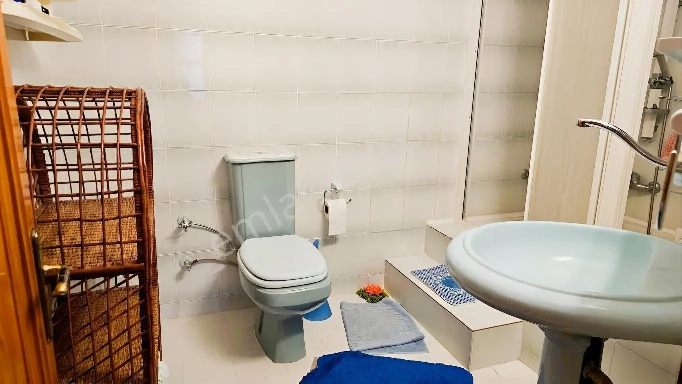 Aydın Kuşadası'nda Bakımlı, Eşyalı Satılık Yazlık — fotoğraf 17