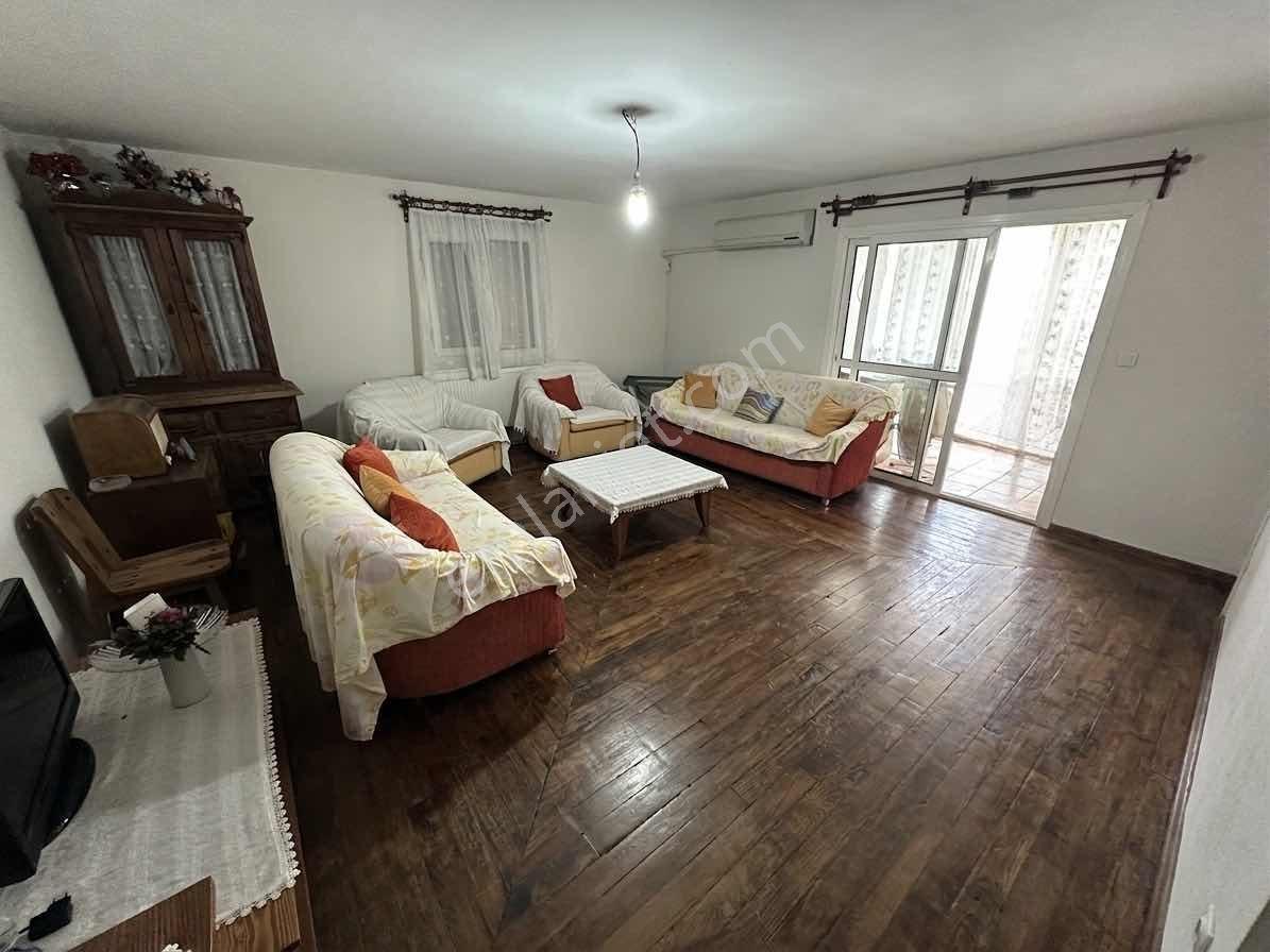Yeni Girne Yakını Satılık 3+1 Daire