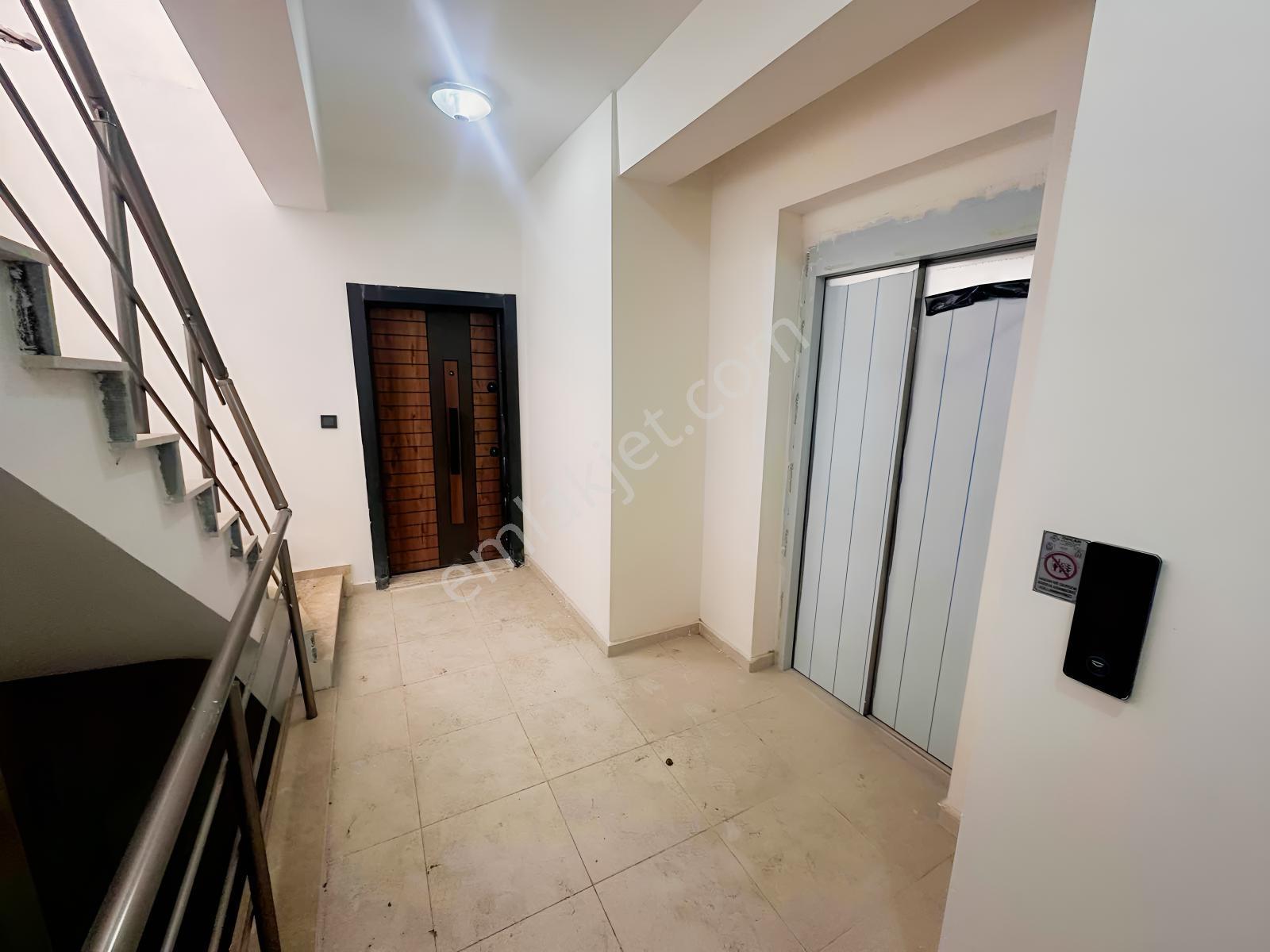 Aliağa Helvacı 2+1 Satılık Daire — fotoğraf 18