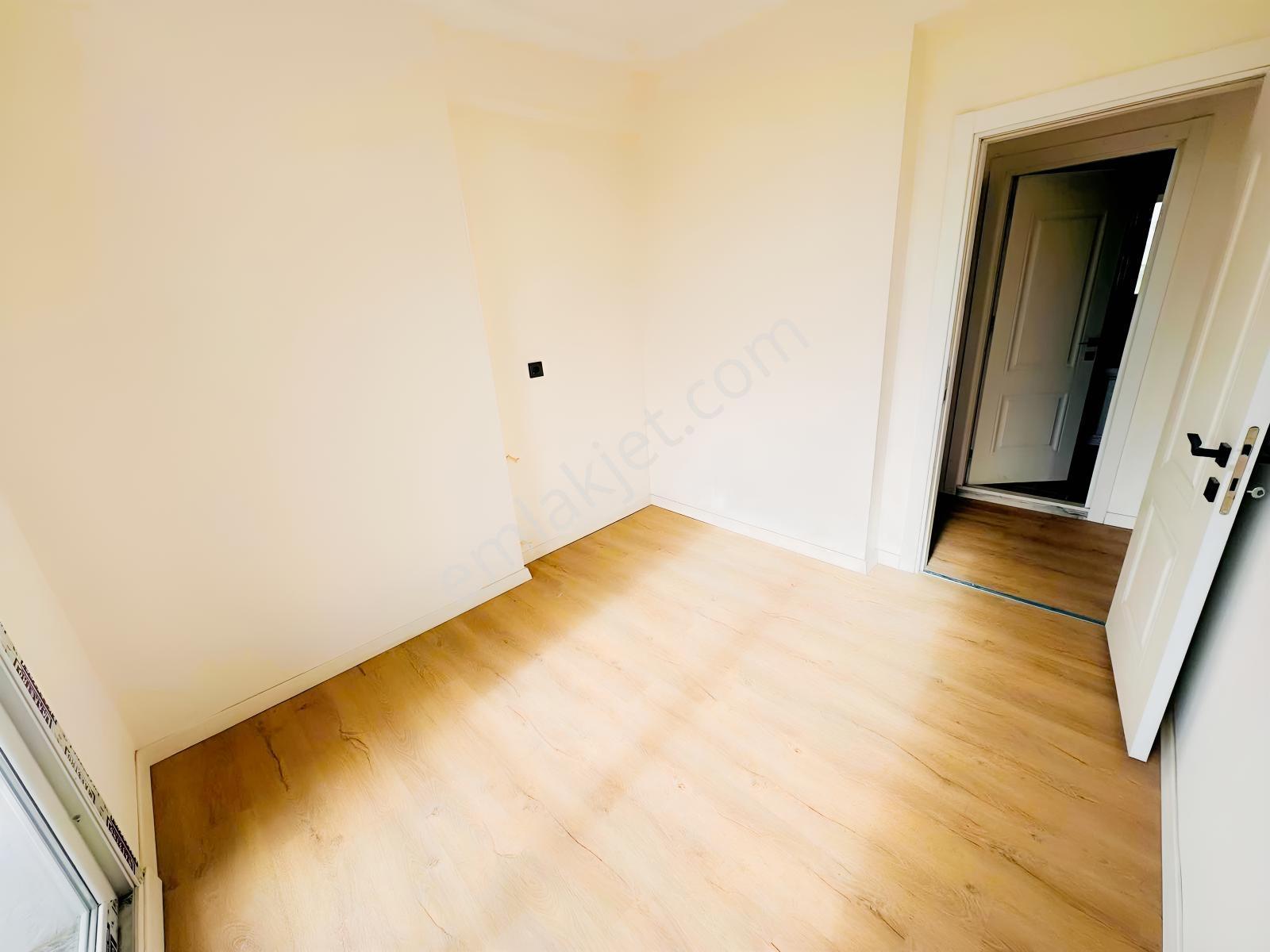 Aliağa Helvacı 2+1 Satılık Daire — fotoğraf 25