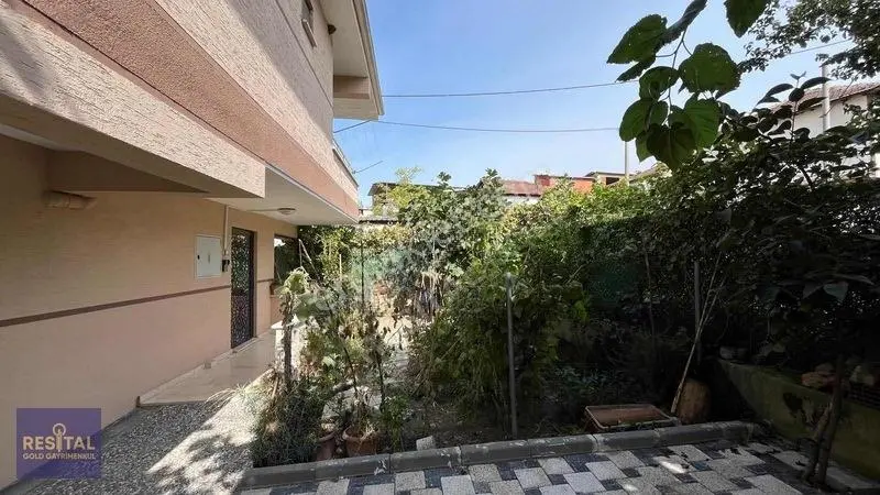 Mudanya Derekoyde Bahcelı Daıre Ve Dukkan Bır Arada — fotoğraf 27