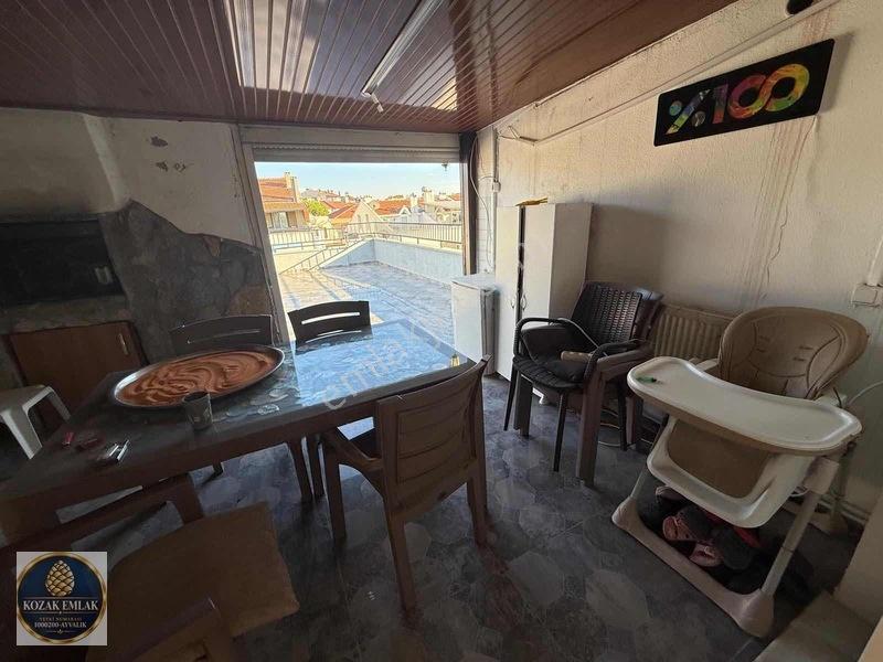 Ayvalık Aliçetinkaya'da Genişteraslı Bakımlı Satılık Dubleks — fotoğraf 5