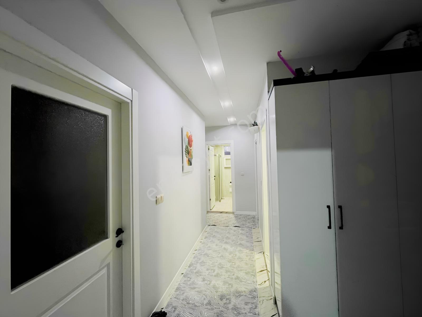 Kozangayrimenkulden Krediye Uygun Şevkiye'de Az Katlı 3+1 — fotoğraf 2