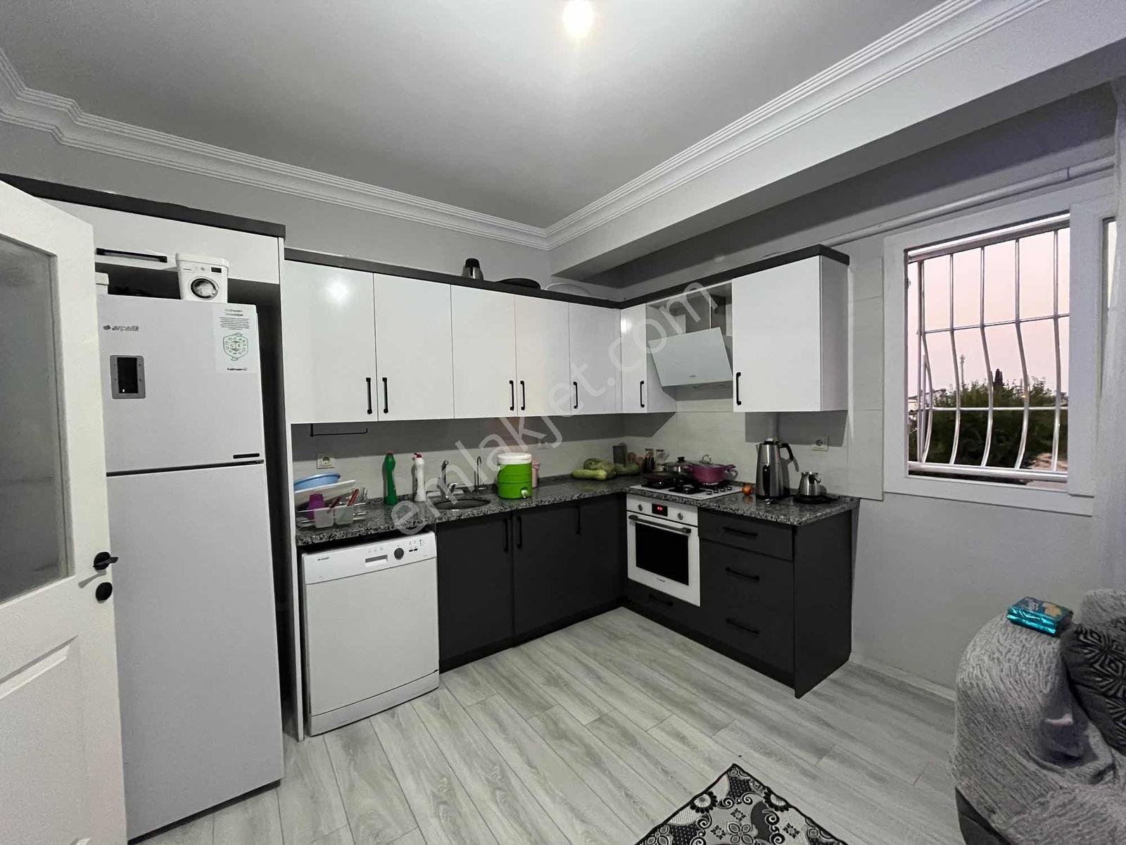 Kozangayrimenkulden Krediye Uygun Şevkiye'de Az Katlı 3+1 — fotoğraf 13