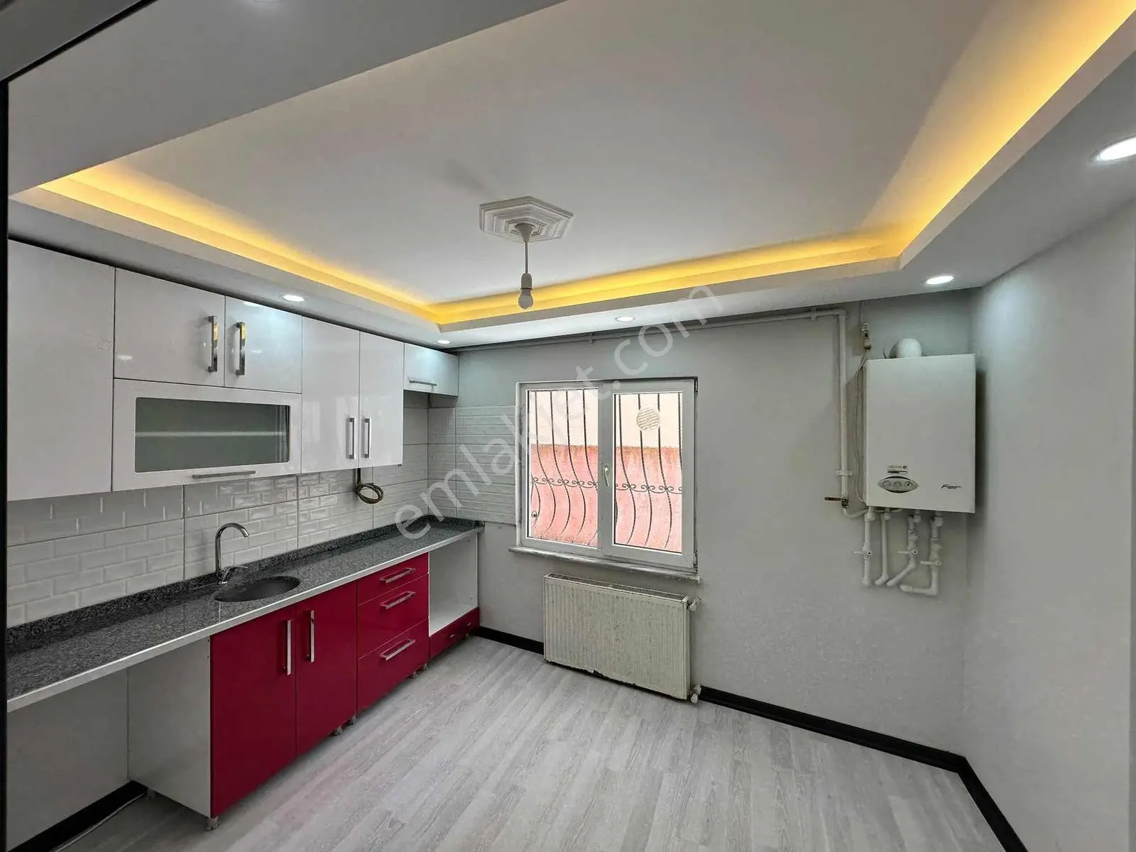 Muhittin Mahallesi 3+1 150m2 Full Tadilatlı Masrafsız — fotoğraf 3