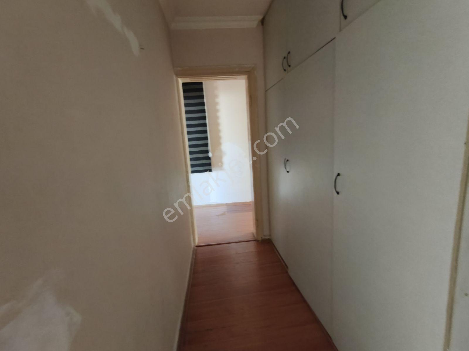 Asansör Emlaktan Satılık 3+1 Arakat Balkonlu Aydınlık Acil — fotoğraf 7
