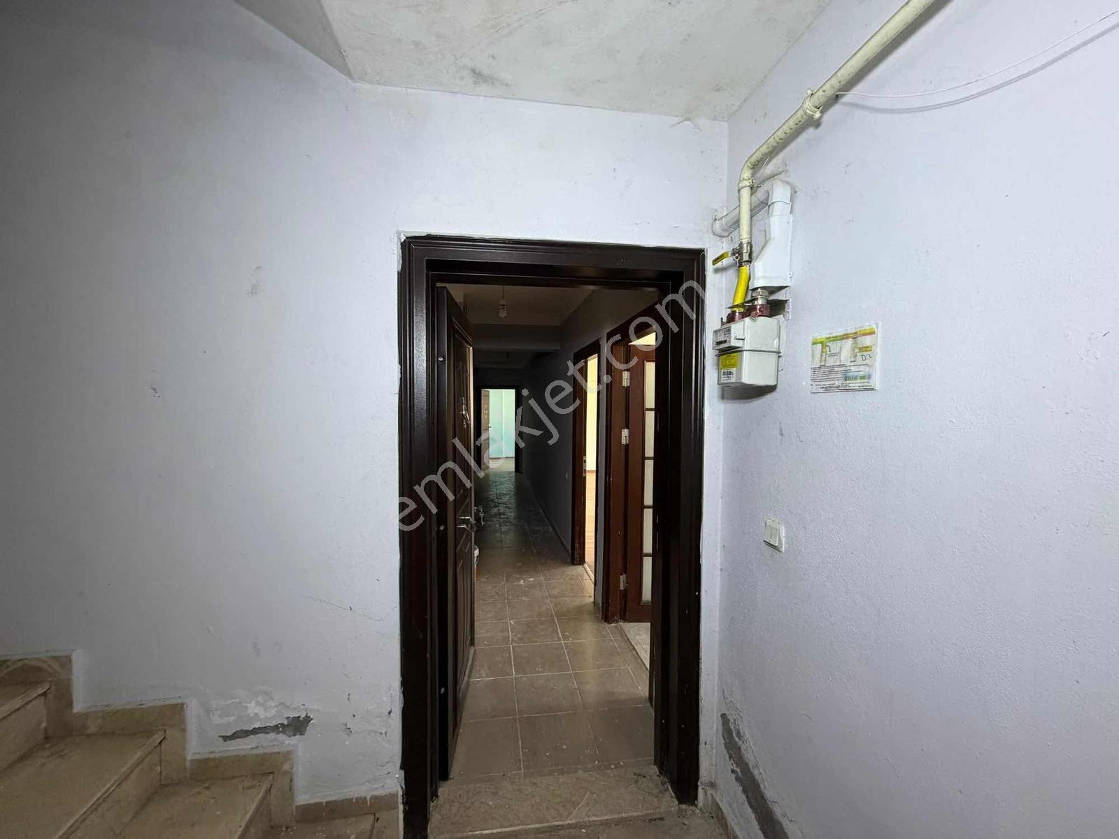 Gazilerde 135m2, 3+1 Kısa Süreli Emsalsiz Fiyatta Satılık Daire — fotoğraf 24