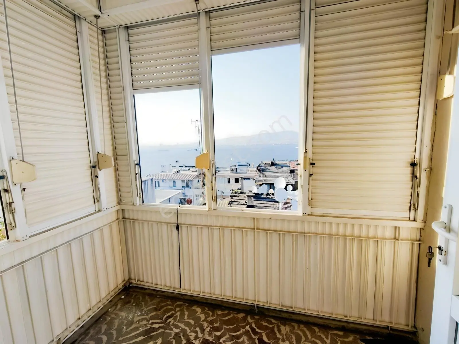 Asansör Emlaktan Satılık Full Deniz Manzaralı Kupon Daire ! — fotoğraf 14