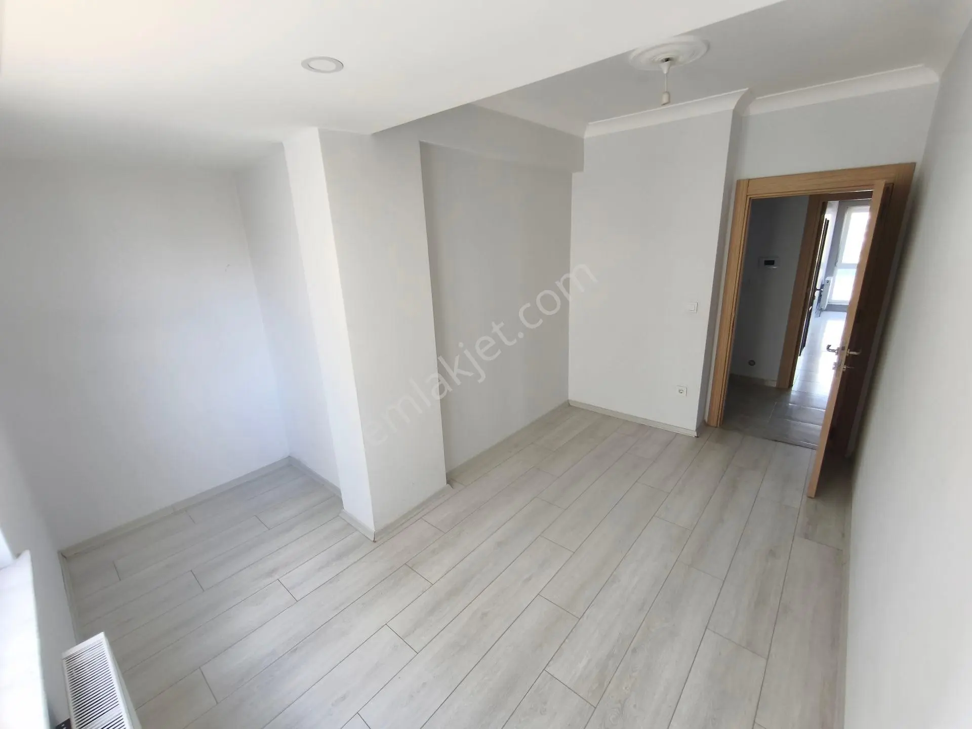 Sultanbeyli'de Eminevime Uygun Satılık 3+1 Boş & Geniş & Arakat Daire — fotoğraf 23