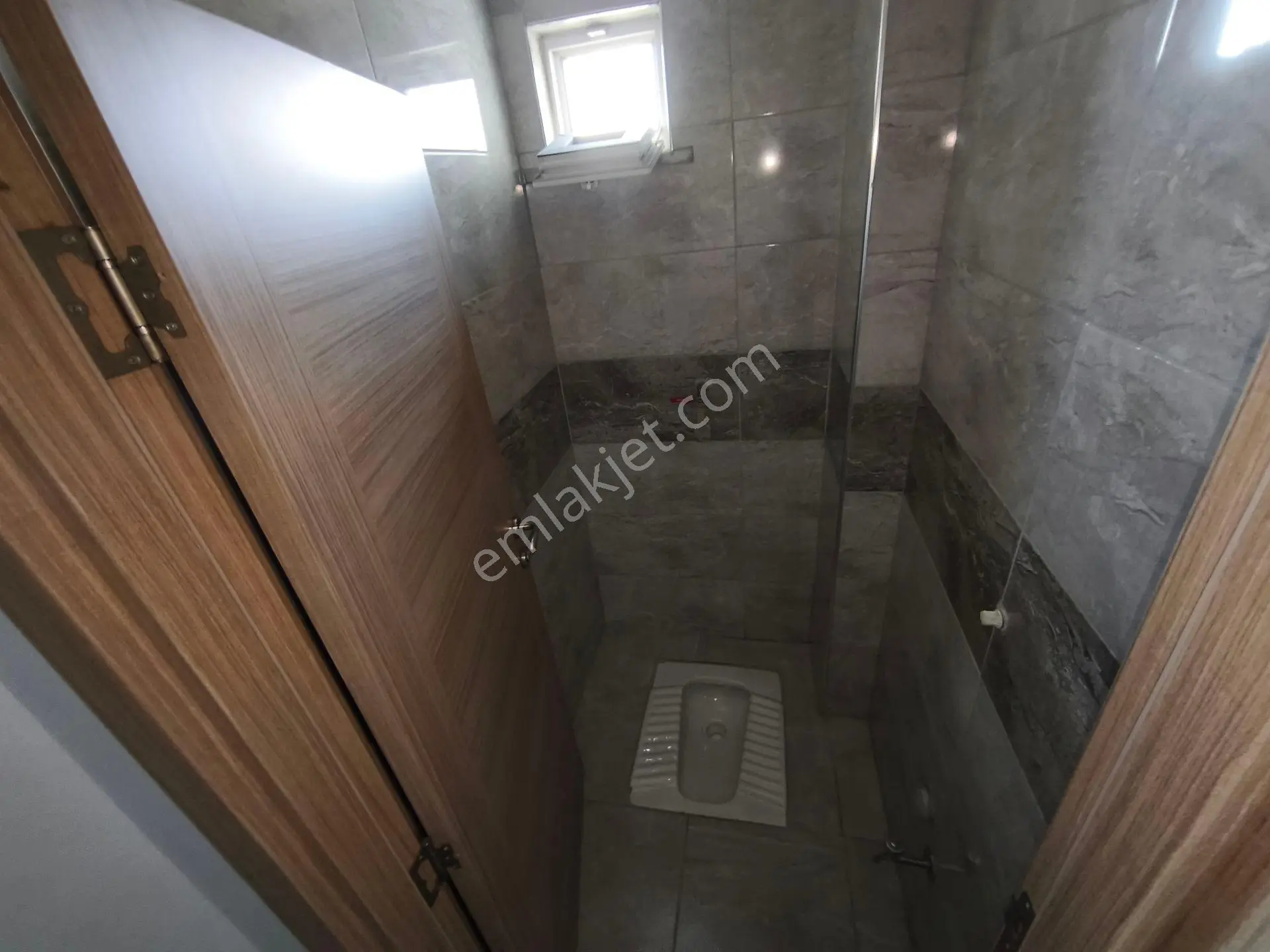 Sultanbeyli'de Eminevime Uygun Satılık 3+1 Boş & Geniş & Arakat Daire — fotoğraf 26