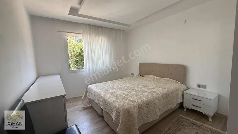 Kuşadası Merkezde Emsallerinin Altında Satılık 2+1 — fotoğraf 27
