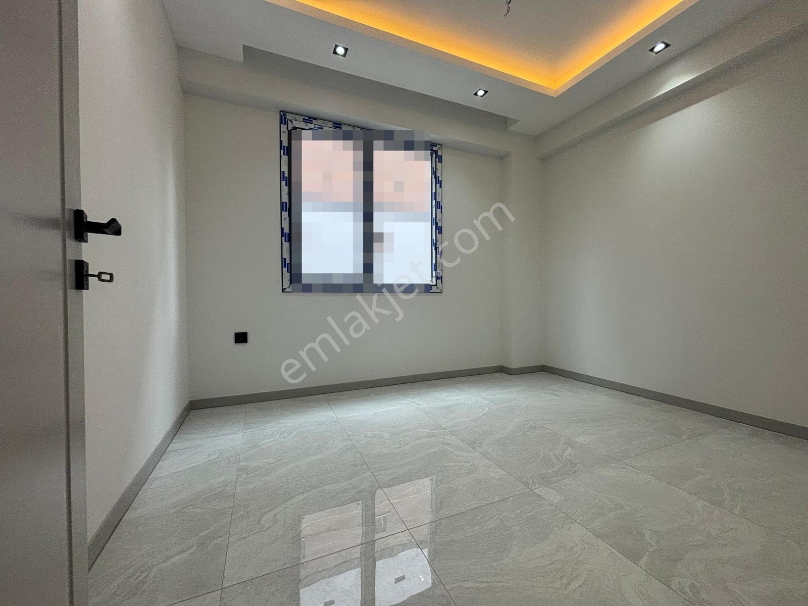 Demirler'den Karahasanlı'da Giy.odalı Ebeveyn Banyolu 3+1 — fotoğraf 16