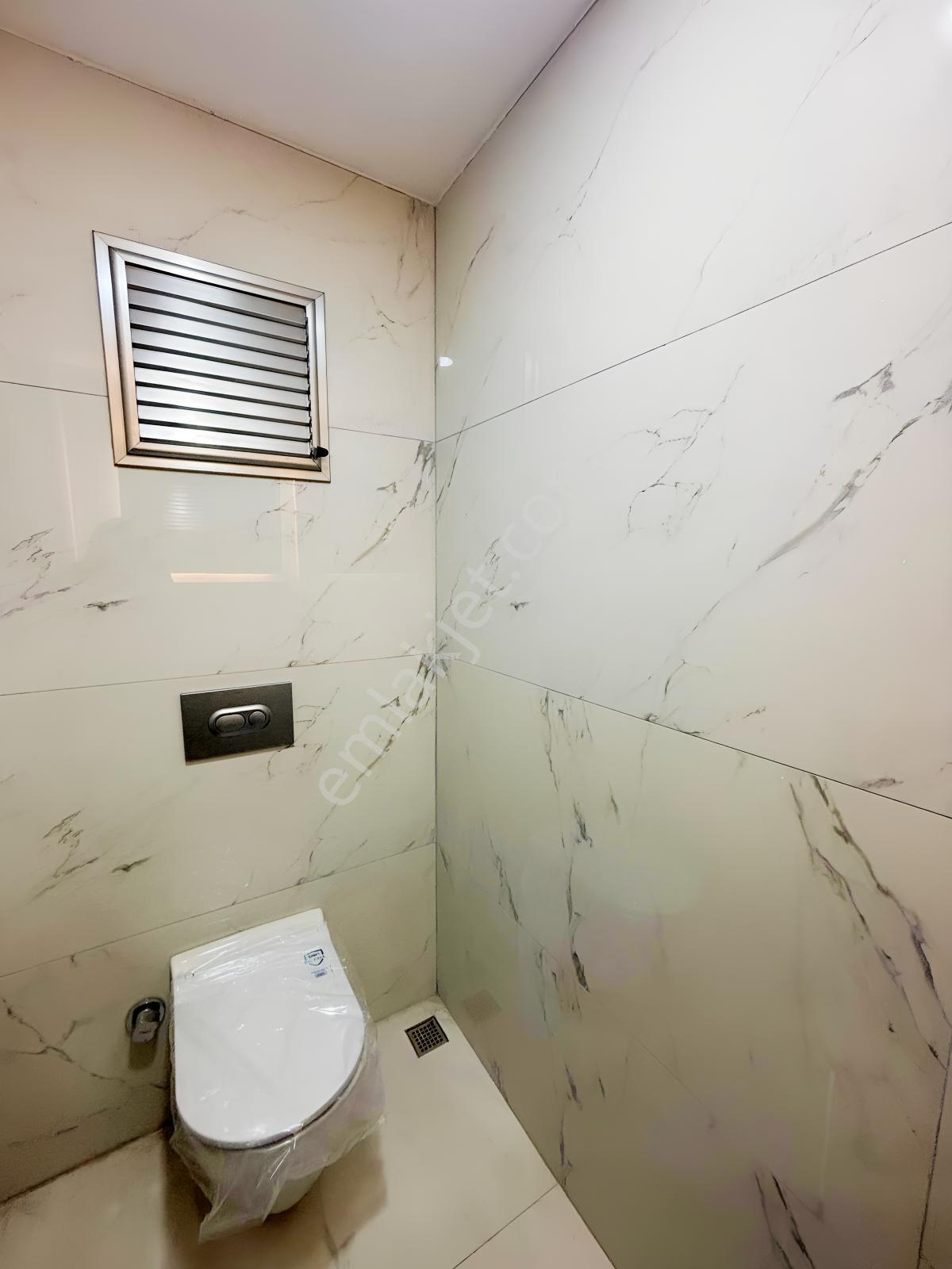 Demirler'den Karahasanlı'da Giy.odalı Ebeveyn Banyolu 3+1 — fotoğraf 18