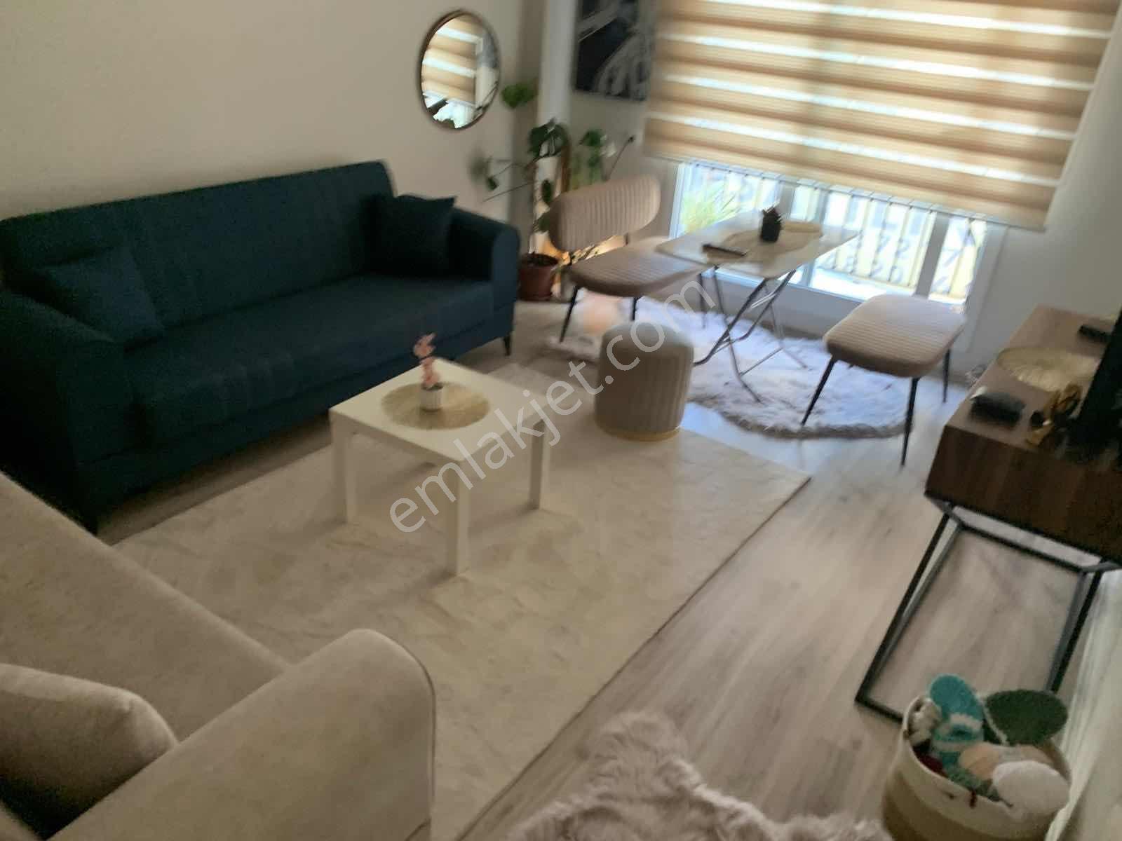 Seferihisar Adliye Yanı 1+1 Arakat Balkonlu Satılık Daire — fotoğraf 14