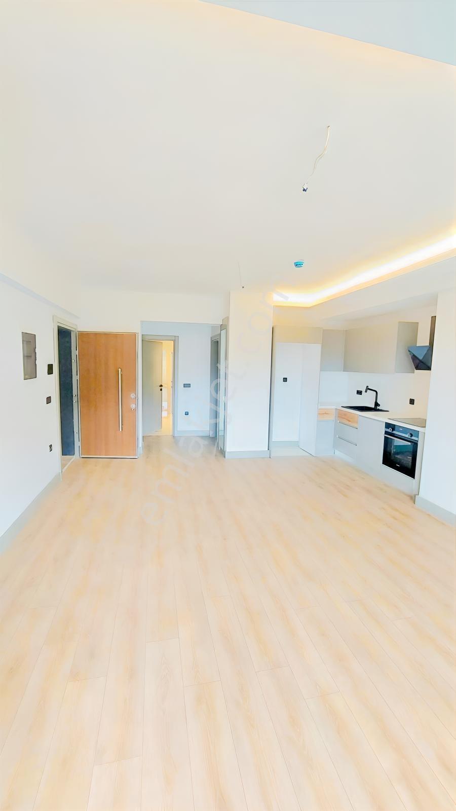 İzmir 35 Narlıderede Havuzlu, Spor Salonlu Sitede Sıfır 2+1!
