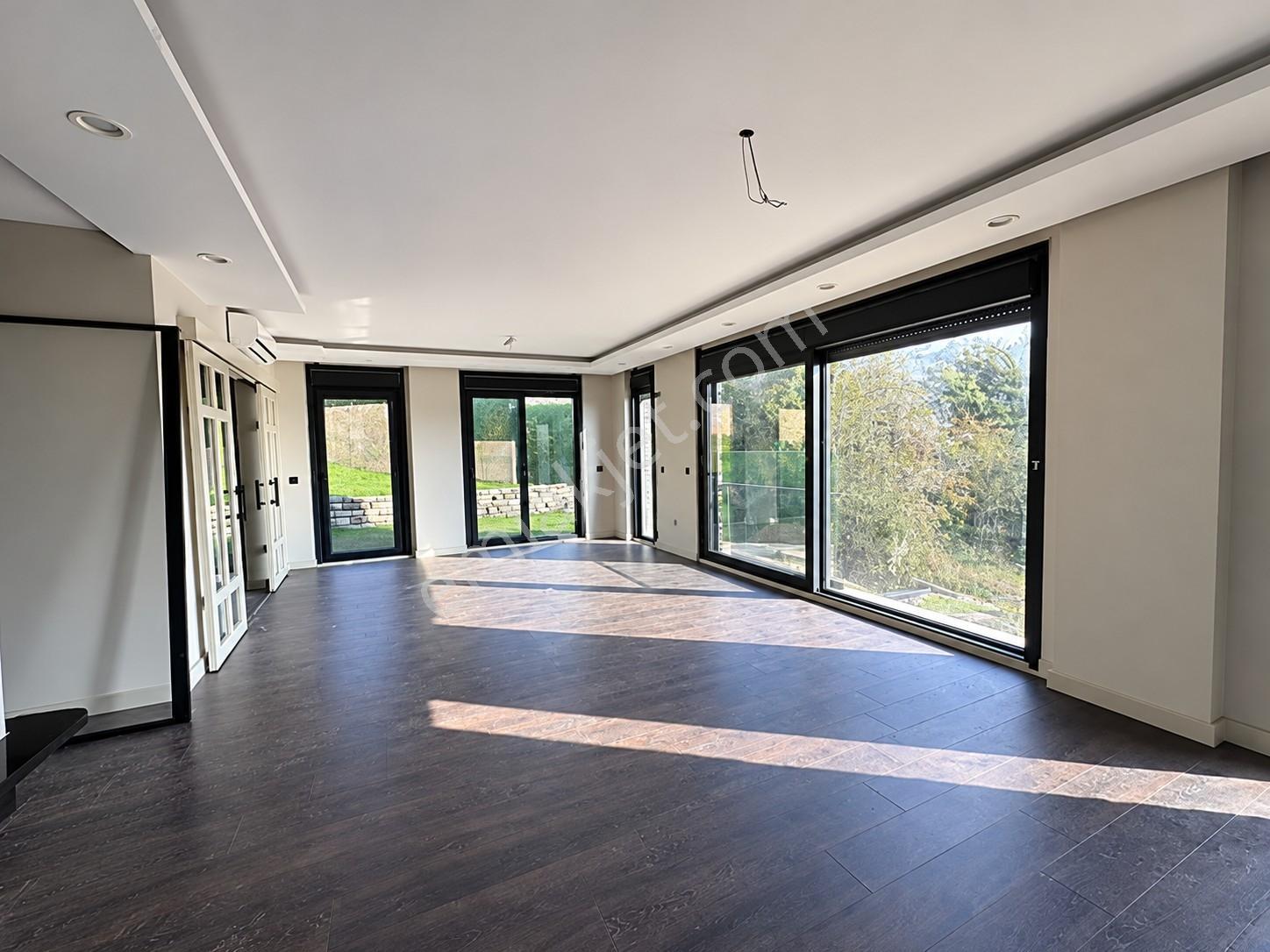 Beykoz Acarkente Komşu Orman Manzaralı Müstakil Bahçeli Villa — fotoğraf 10