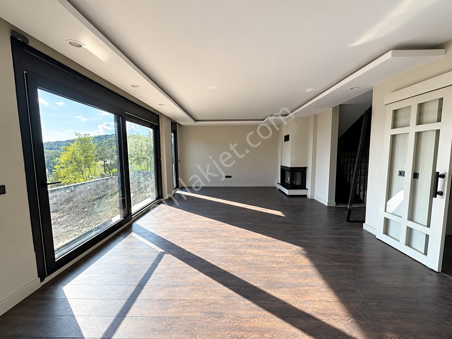 Beykoz Acarkente Komşu Orman Manzaralı Müstakil Bahçeli Villa — fotoğraf 13