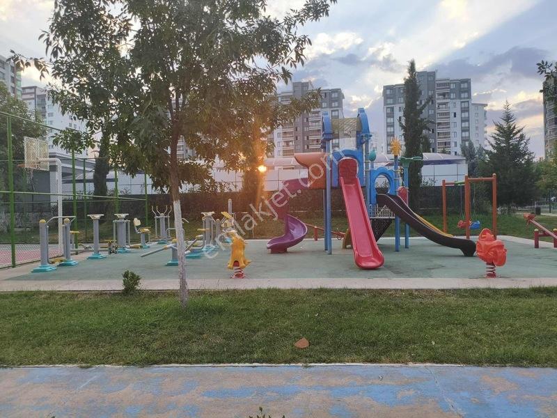 Turan Gayrimenkul'den Satılık 2+1 Daire 50lik Yol Üzerinde — fotoğraf 12