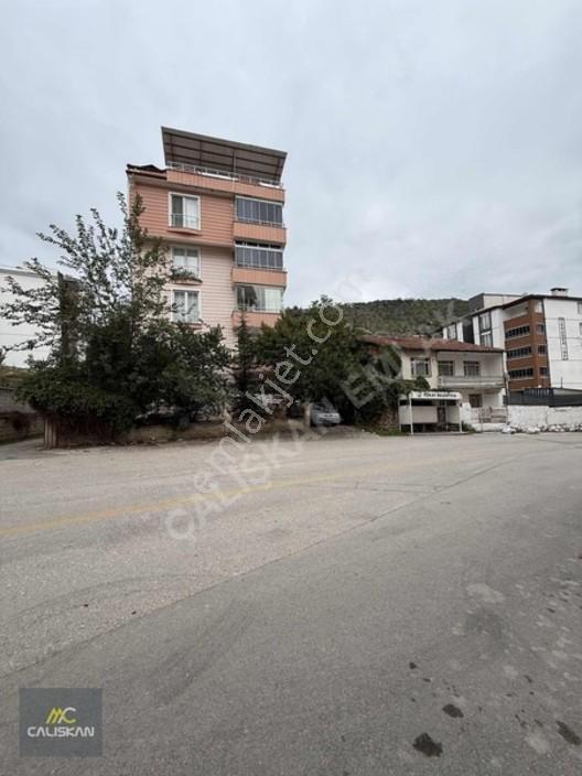 Topçubağında Satılık 130 M2 3+1 Daire