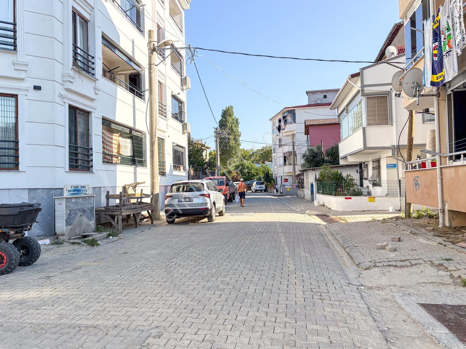 Kumbağ Pazar Sokağında Ayrı Mutfaklı Satılık Geniş 2+1 Daire — fotoğraf 4