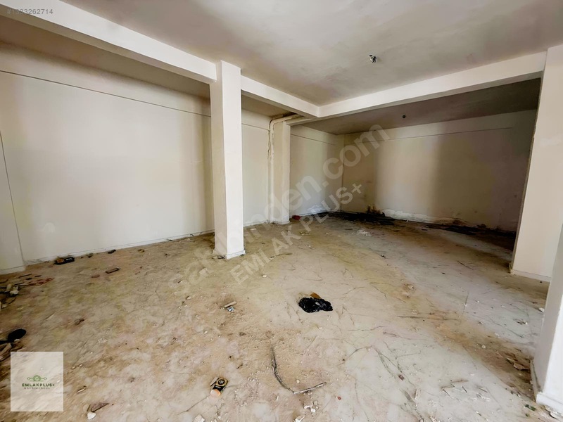 Emlak Plus+'tan Cadde Üstü 250 M² Kiralık Sıfır Dükkan — fotoğraf 7