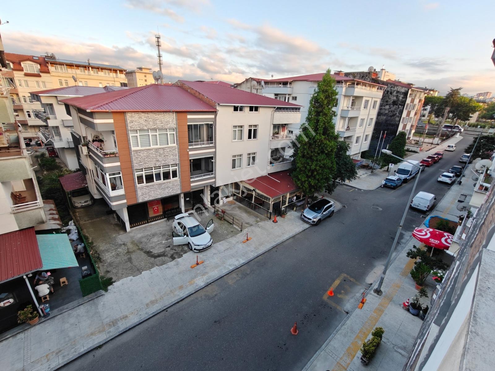 Mabel'den Akyazı'da Merkezi Konumda Geniş Ferah Daire — fotoğraf 9